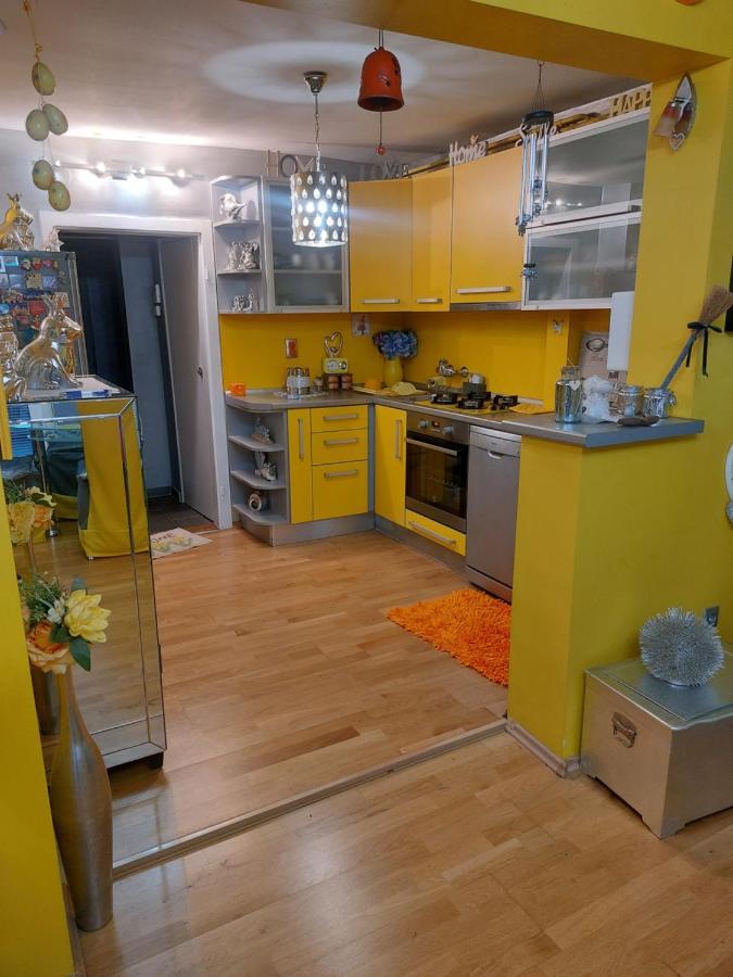 Queen House Apartman Zagreb Buitenkant foto